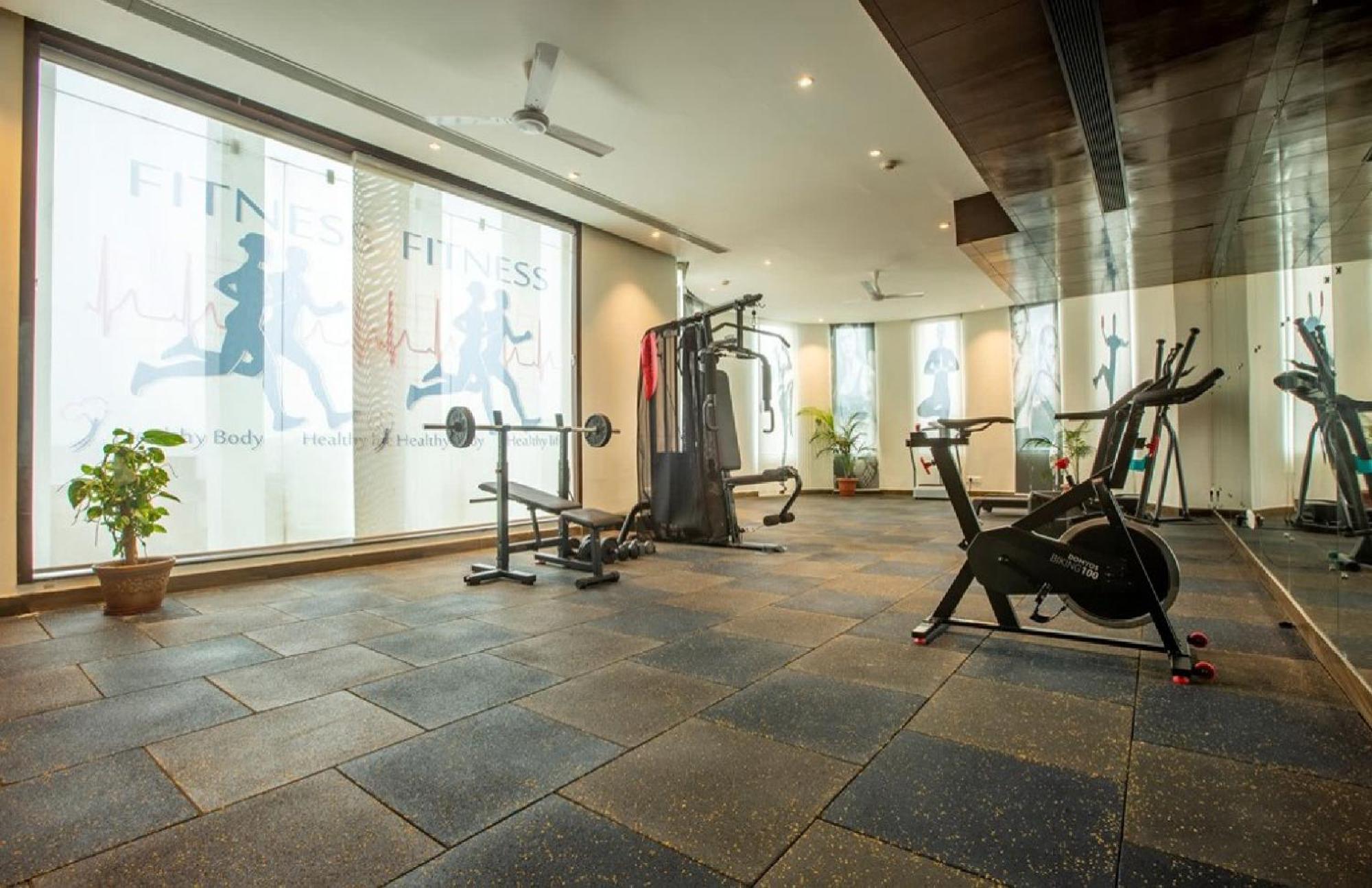 Hotel Oxmo Delhi Airport With Free Airport Transsfer New Delhi Extérieur photo