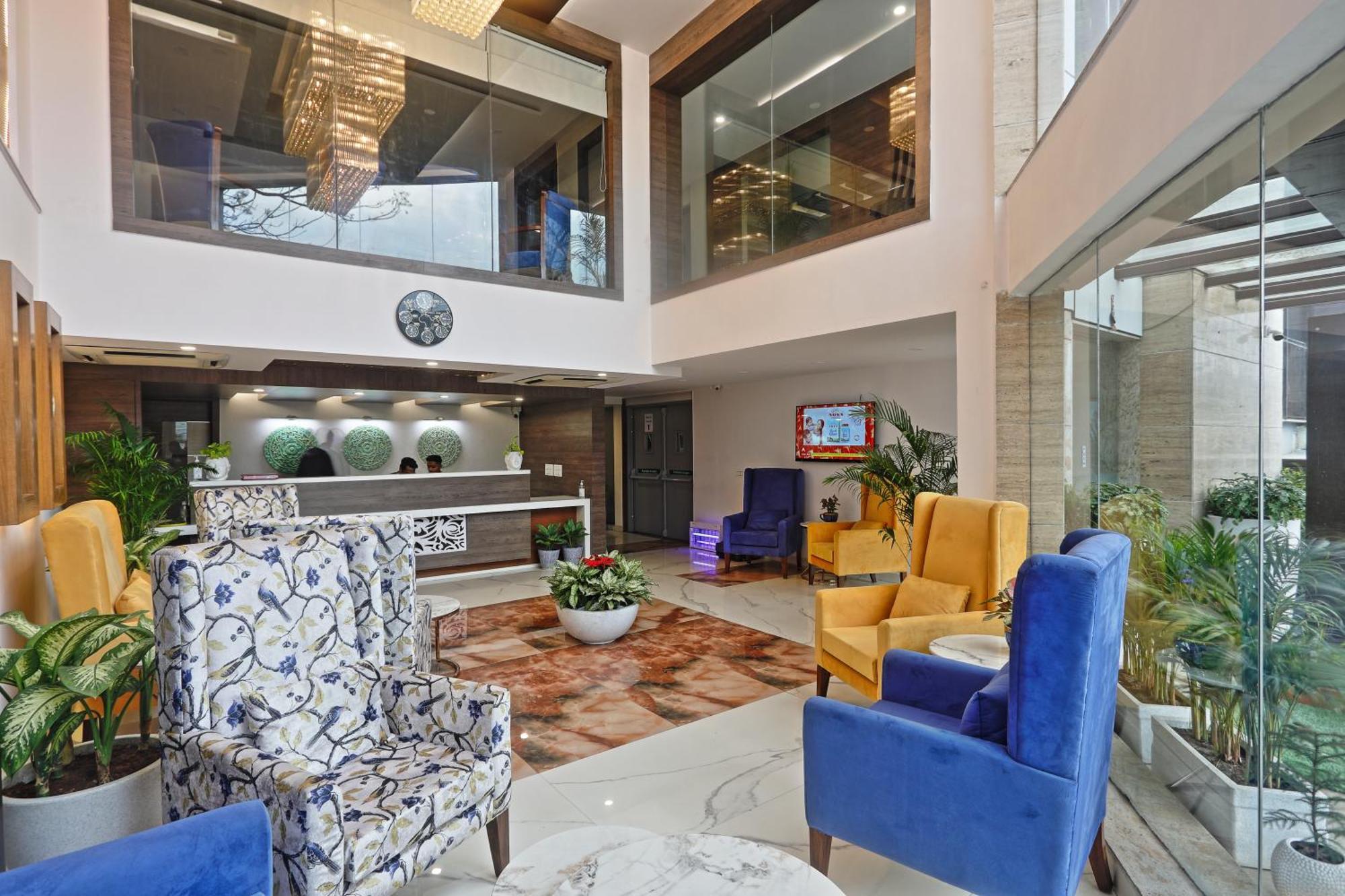 Hotel Oxmo Delhi Airport With Free Airport Transsfer New Delhi Extérieur photo