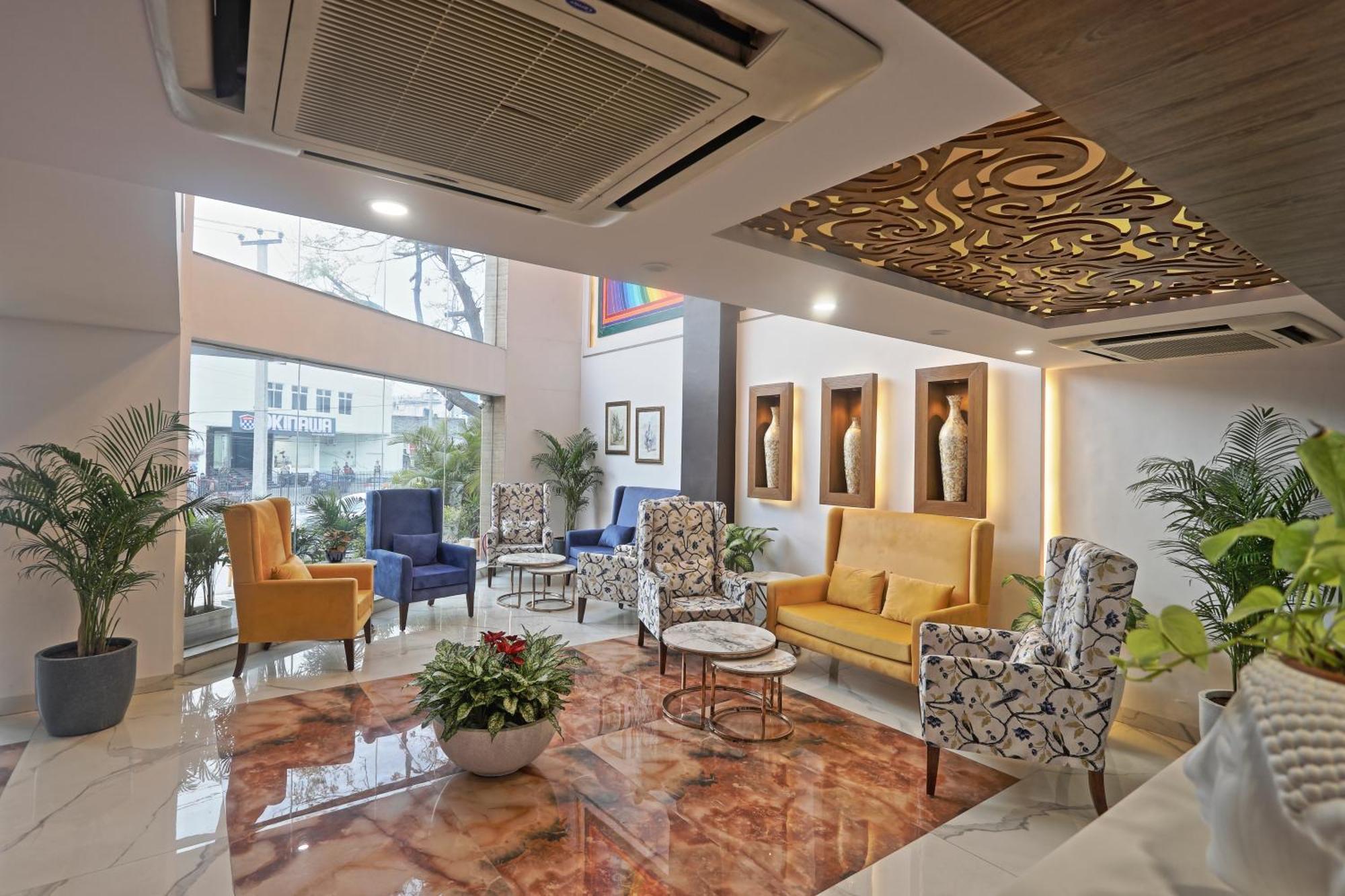 Hotel Oxmo Delhi Airport With Free Airport Transsfer New Delhi Extérieur photo