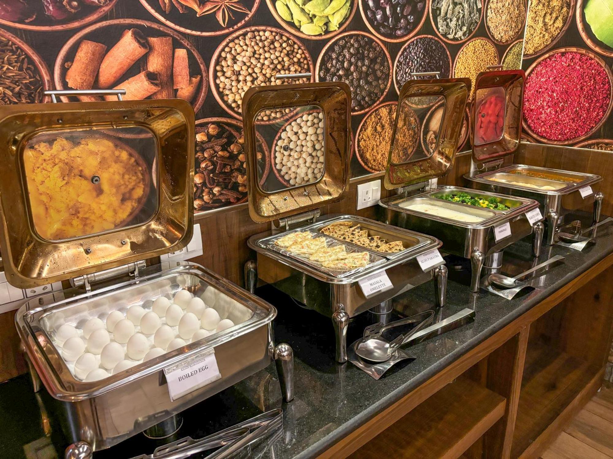 Hotel Oxmo Delhi Airport With Free Airport Transsfer New Delhi Extérieur photo