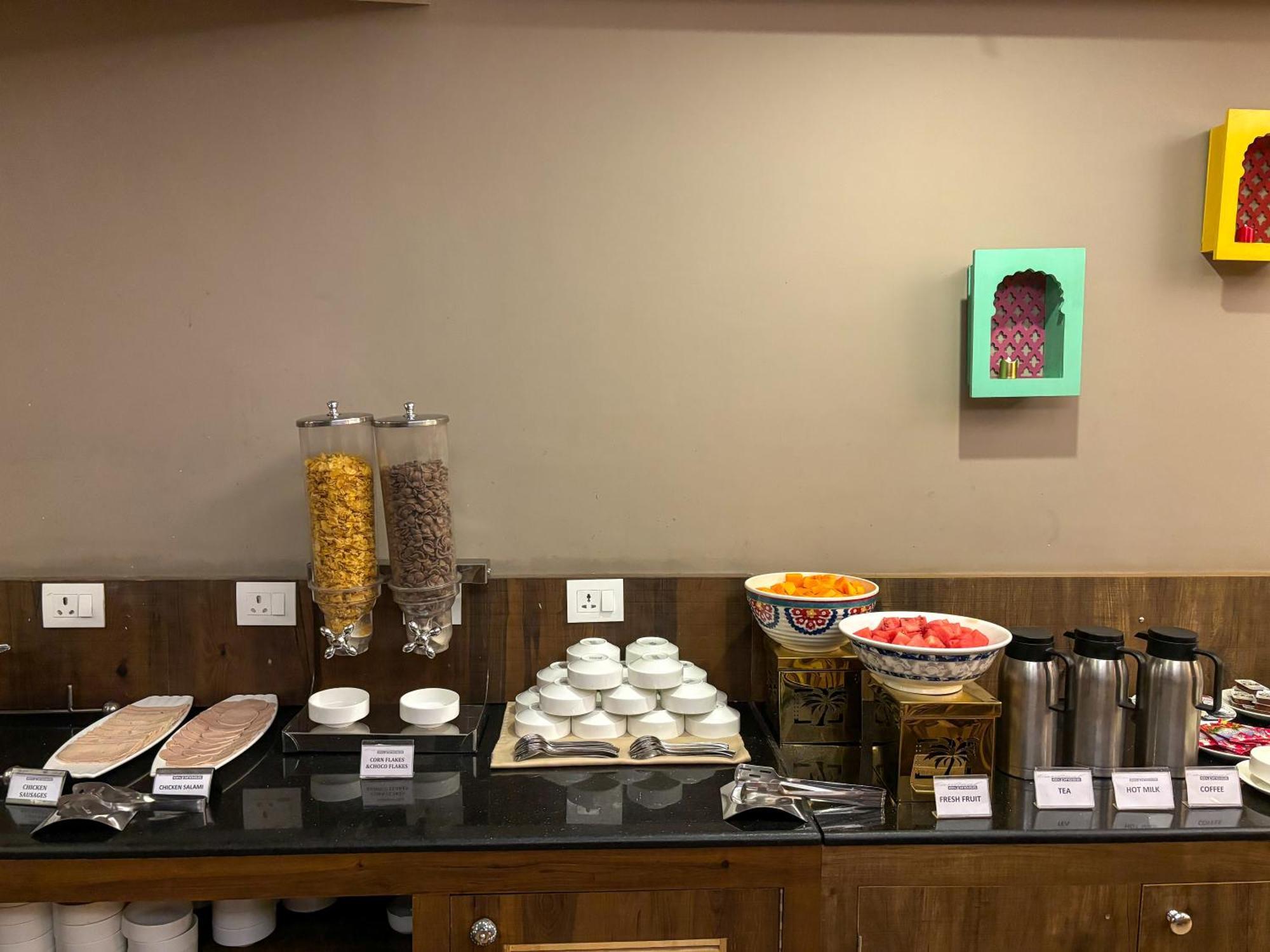 Hotel Oxmo Delhi Airport With Free Airport Transsfer New Delhi Extérieur photo