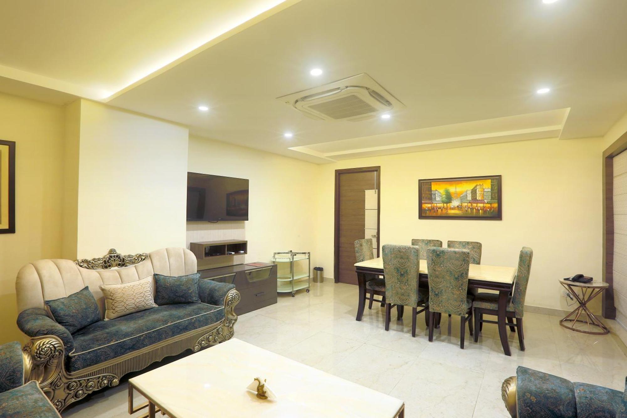 Hotel Oxmo Delhi Airport With Free Airport Transsfer New Delhi Extérieur photo
