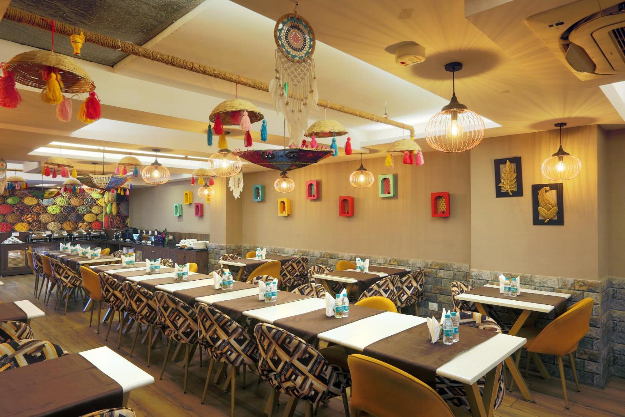 Hotel Oxmo Delhi Airport With Free Airport Transsfer New Delhi Extérieur photo