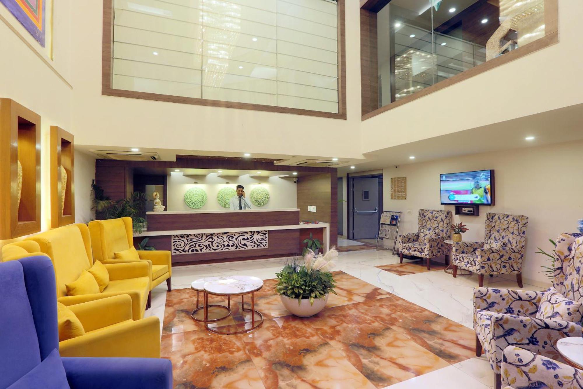 Hotel Oxmo Delhi Airport With Free Airport Transsfer New Delhi Extérieur photo