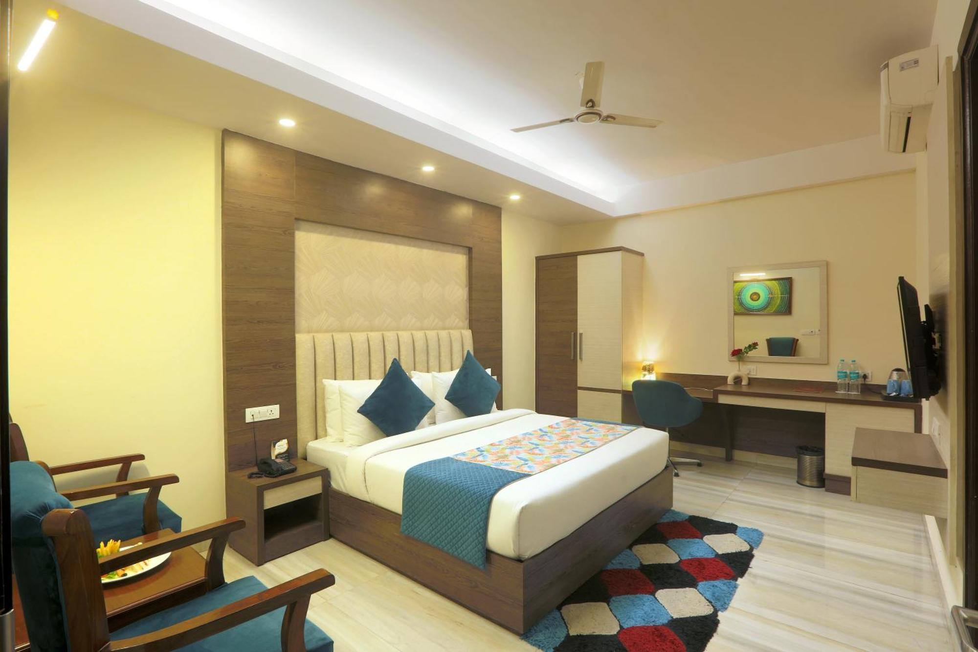 Hotel Oxmo Delhi Airport With Free Airport Transsfer New Delhi Extérieur photo