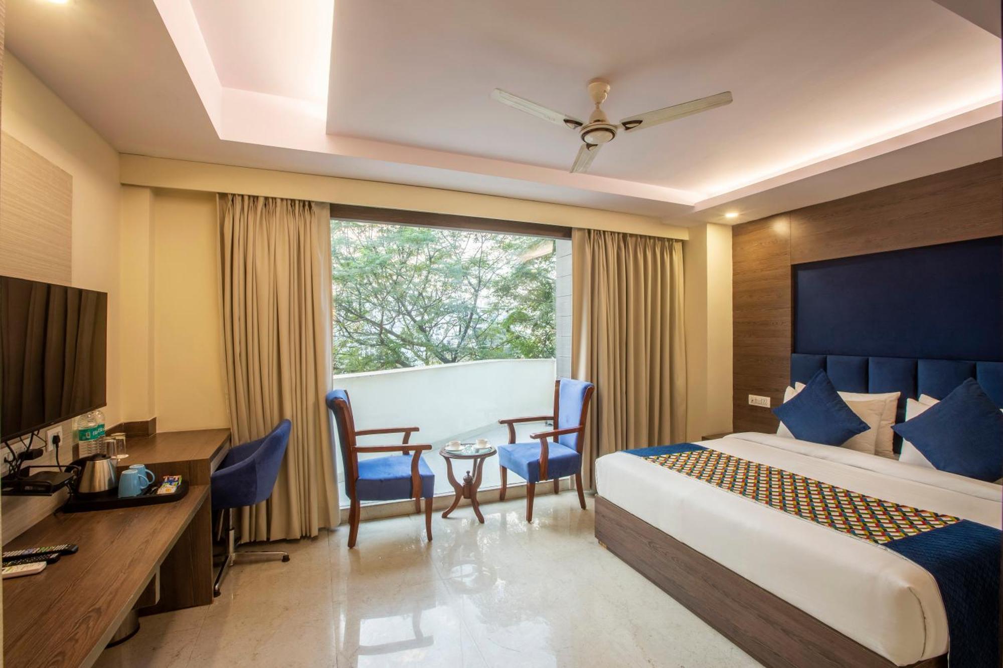 Hotel Oxmo Delhi Airport With Free Airport Transsfer New Delhi Extérieur photo